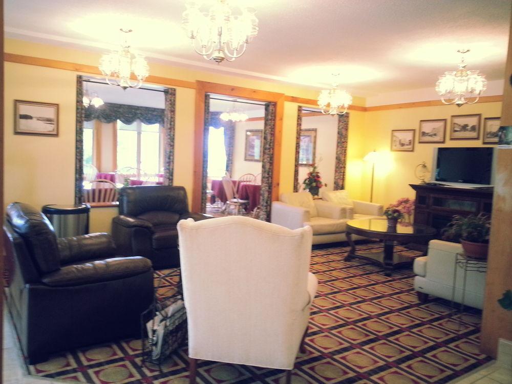 Granite Town Hotel Saint George Eksteriør billede
